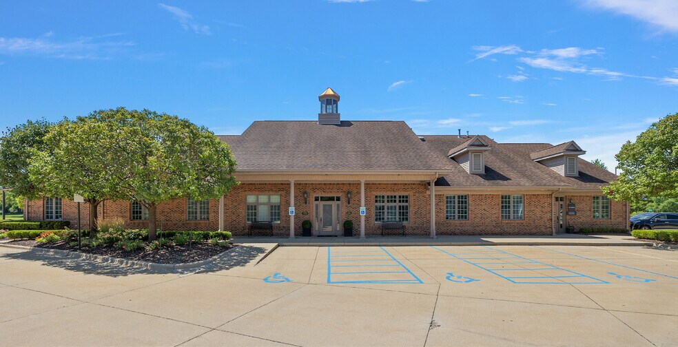 37300-37316 Schoenherr Rd, Sterling Heights, MI à louer - Photo principale – Image 1 sur 4