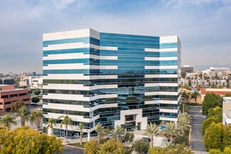 Plus de détails pour 2677 N Main St, Santa Ana, CA - Bureau/Médical à louer