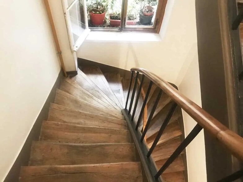 30 Rue Blondel, Paris à louer - Photo de l’immeuble – Image 2 sur 6