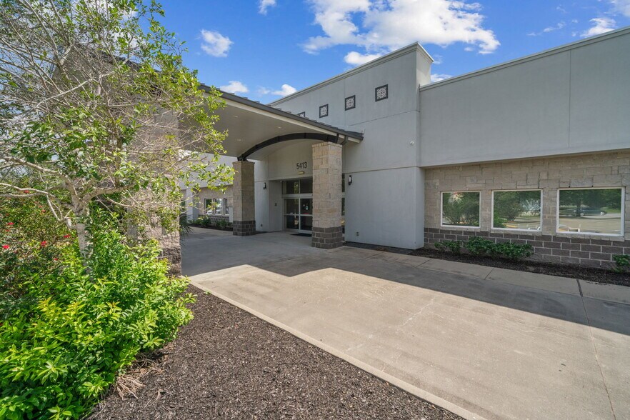 5413 Crenshaw Rd, Pasadena, TX à vendre - Photo de l’immeuble – Image 3 sur 7