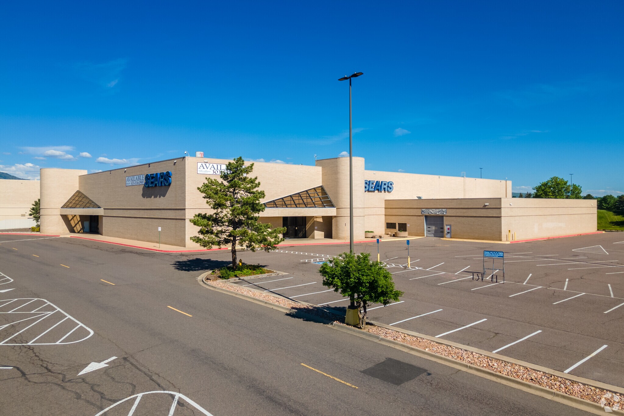 8501 W Bowles Ave, Littleton, CO à vendre Photo principale– Image 1 sur 6