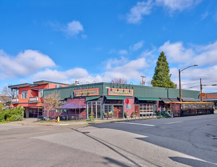 2106-2110 N 55th St, Seattle, WA à vendre - Photo principale – Image 1 sur 2