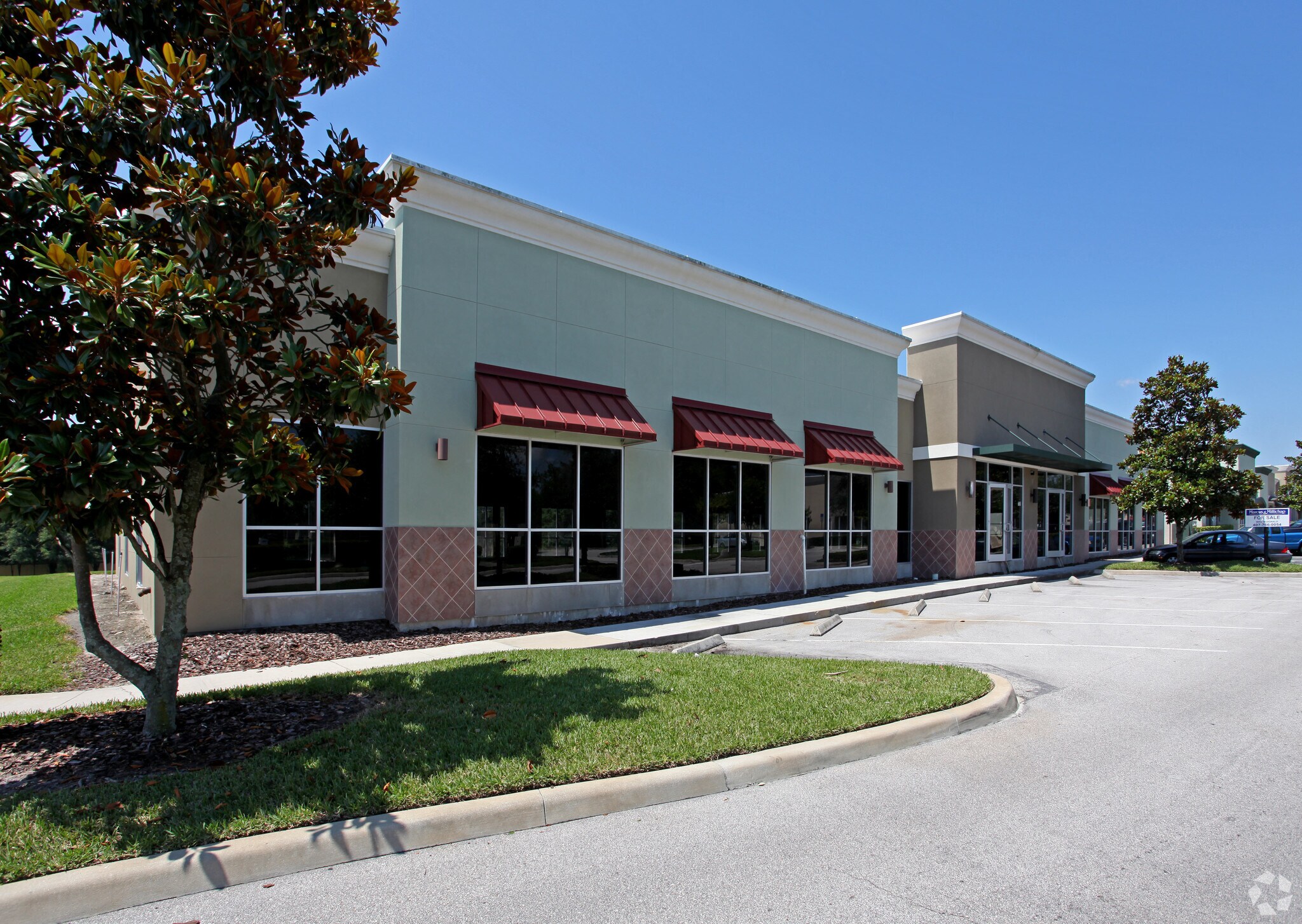 731 Stirling Center Pl, Lake Mary, FL à louer Photo de l’immeuble– Image 1 sur 9