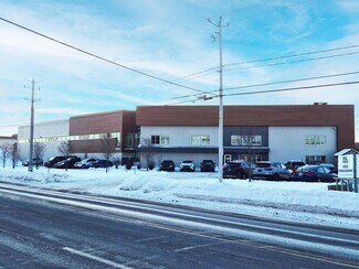 Plus de détails pour 8900 Boul Guillaume-Couture, Lévis, QC - Industriel/Logistique à vendre