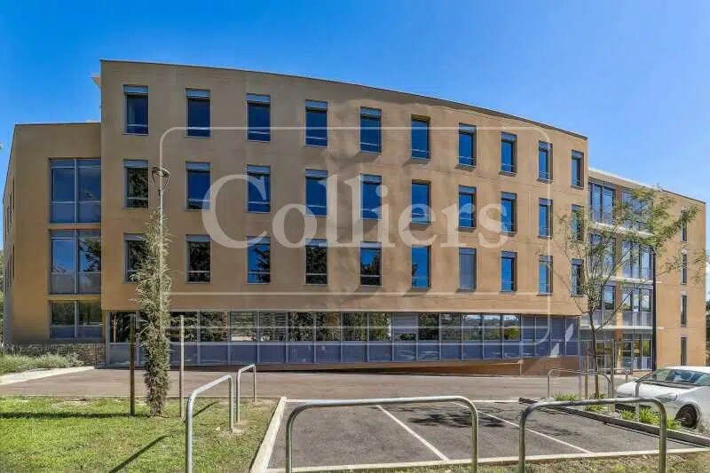 560 Avenue Du Club Hippique, Aix-en-Provence à louer - Photo de l’immeuble – Image 1 sur 21