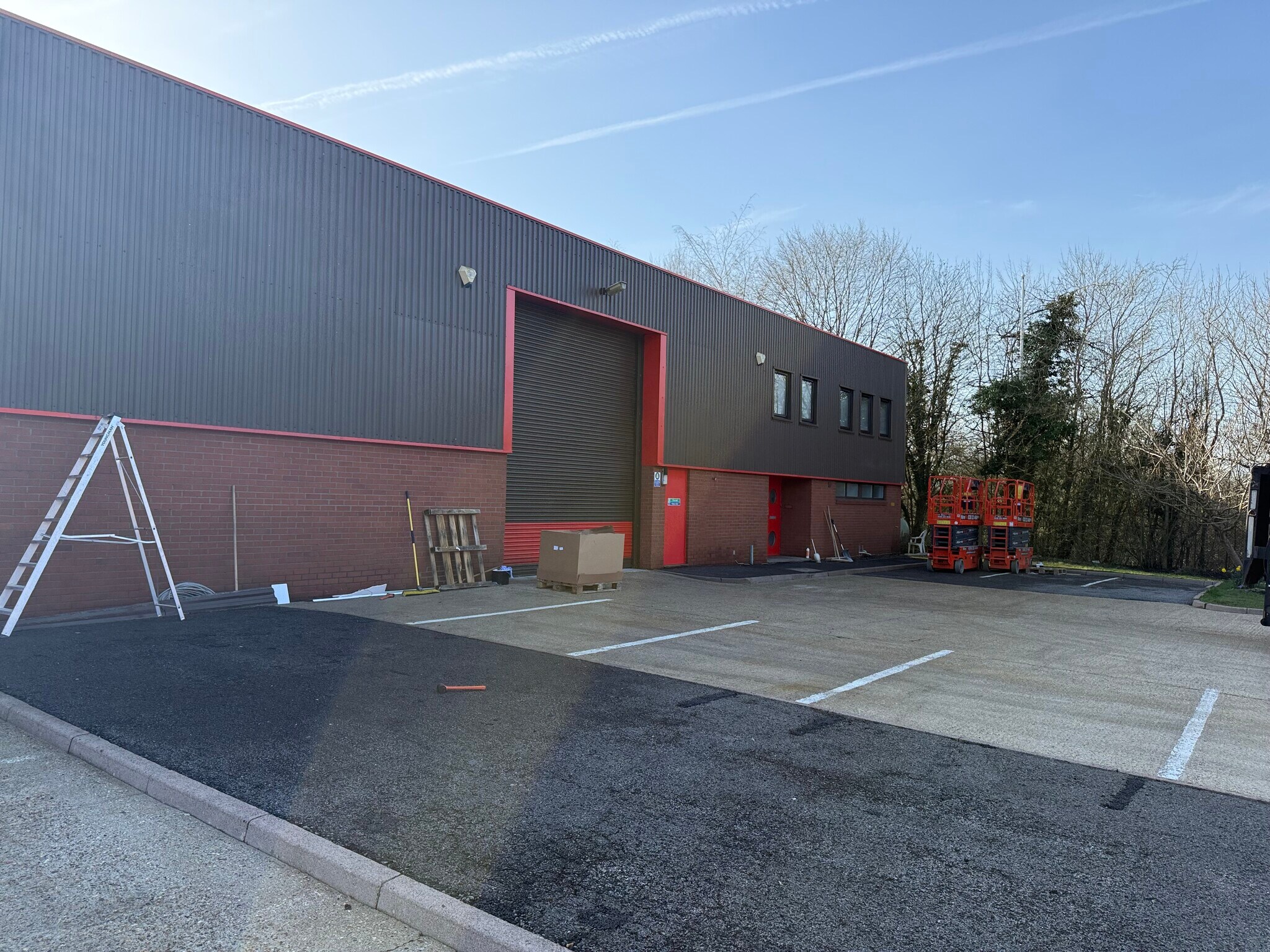 Units 23,24 & 25 Lawson Hunt Industrial Park, Horsham à louer Photo de l’immeuble– Image 1 sur 6