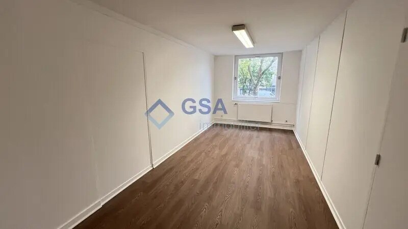 Bureau dans Évry-Courcouronnes à louer - Photo intérieure – Image 3 sur 6