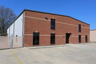 Plus de détails pour 105 Cloverdale Dr, Alabaster, AL - Local d'activités à louer