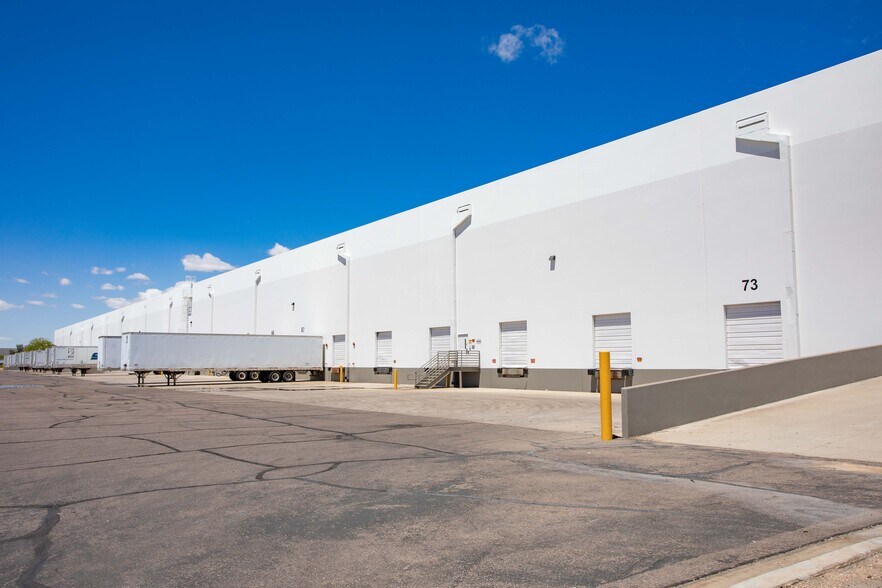 101 N 104th Ave, Tolleson, AZ à louer - Photo de l’immeuble – Image 3 sur 6