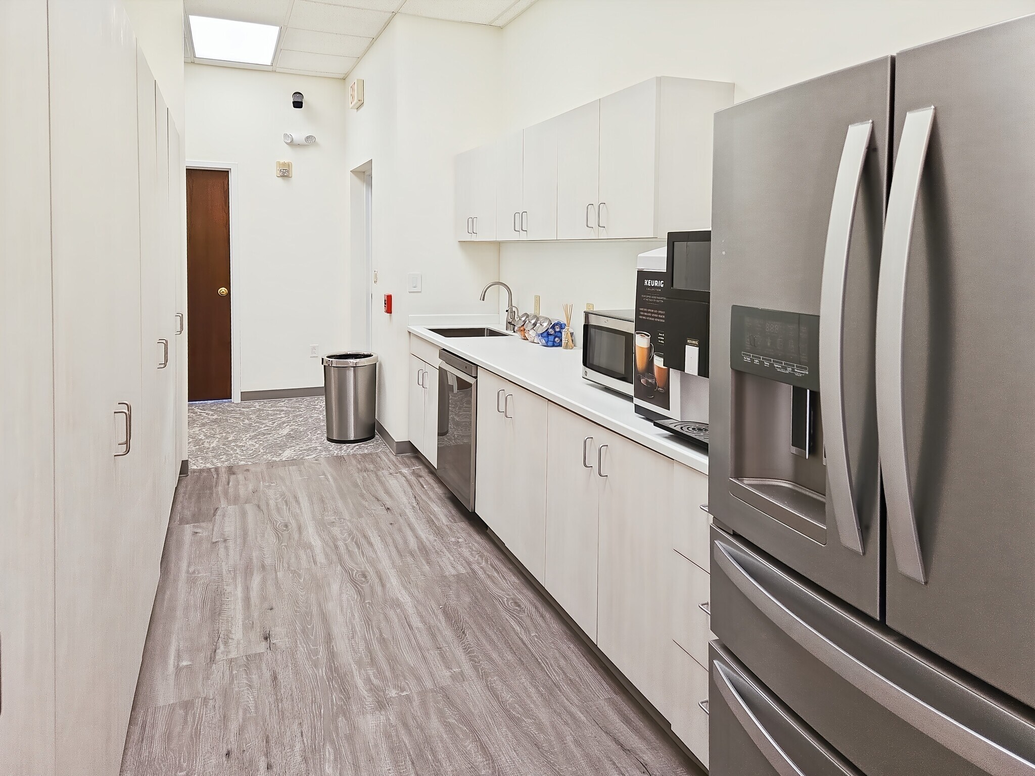 332 N Harrison St, Davenport, IA à louer Photo de l’immeuble– Image 1 sur 14