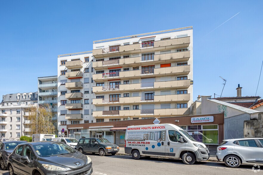 59 Rue Du Général Leclerc, Le Kremlin-Bicêtre à vendre - Photo principale – Image 1 sur 10