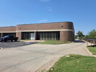 Plus de détails pour 1628-1652 N Corrington Ave, Kansas City, MO - Industriel/Logistique à louer