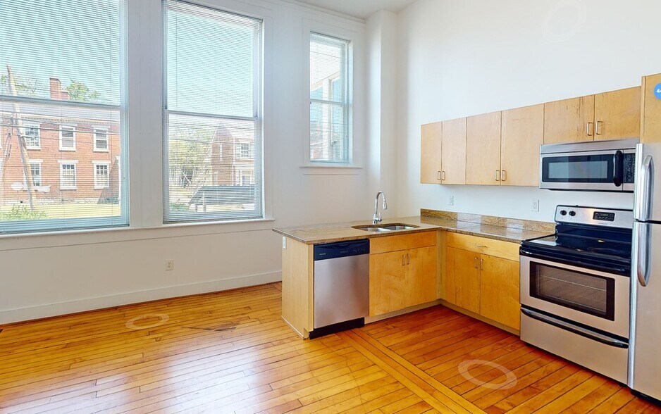 141 E Wythe St, Petersburg, VA à vendre - Numérisation 3D Matterport – Image 3 sur 64