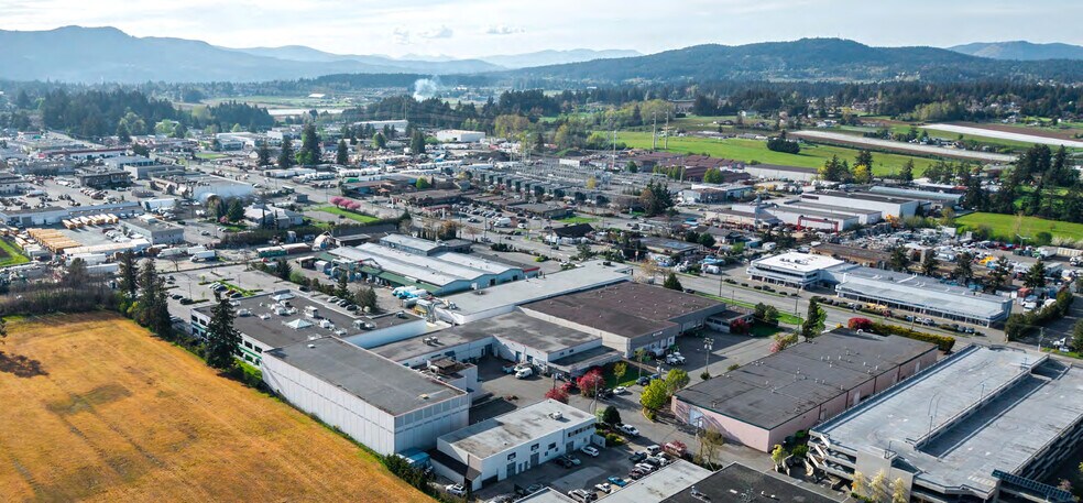 6805 Veyaness Rd, Saanichton, BC à vendre - Photo de l’immeuble – Image 3 sur 6
