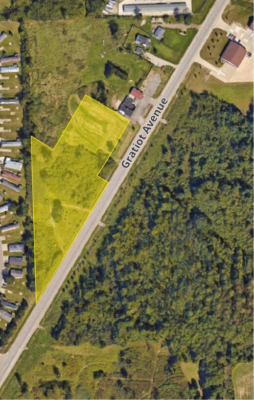 59673 Gratiot Ave, Lenox Township, MI à vendre Photo de l’immeuble– Image 1 sur 2