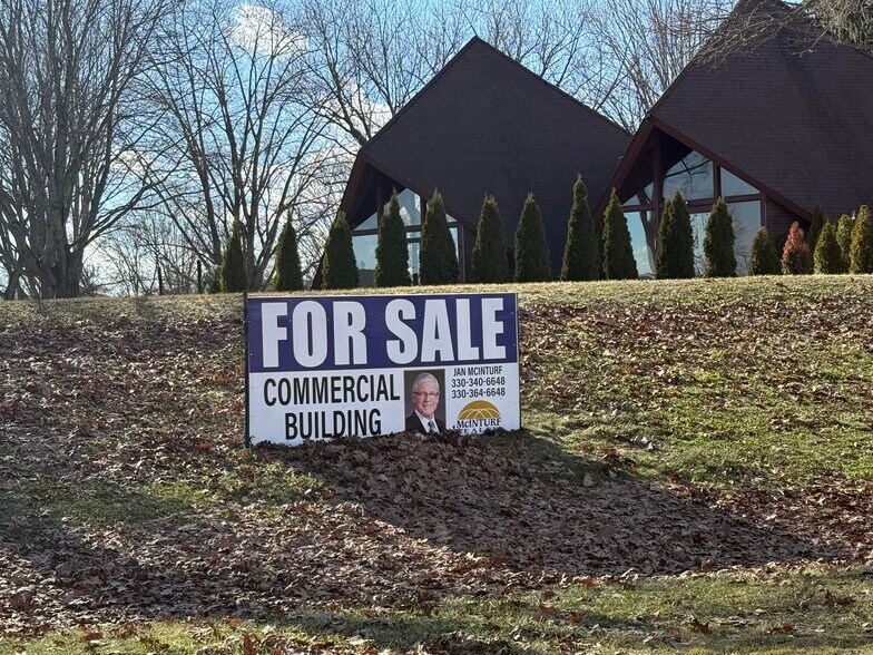 10804 Wilkshire Blvd, Bolivar, OH à vendre - Photo de l’immeuble – Image 2 sur 22