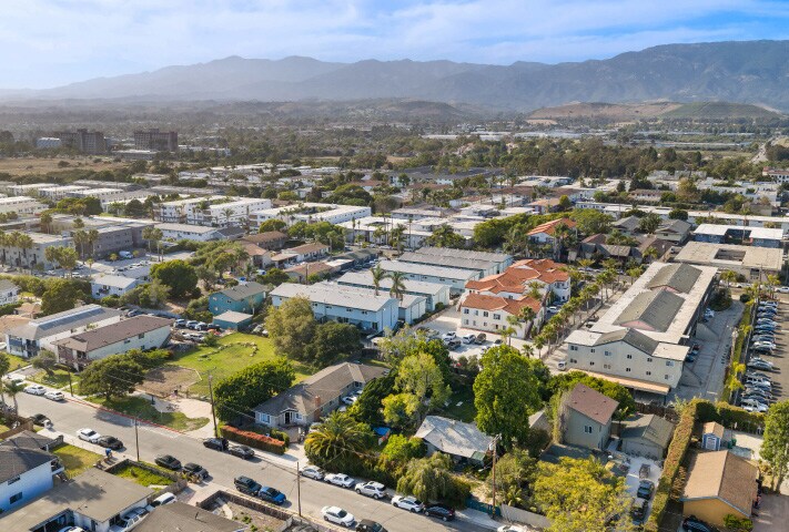 6624 Sueno Rd, Goleta, CA à vendre Photo de l’immeuble– Image 1 sur 2