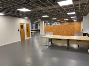 40 Cumberland Rd, Londres à louer Photo intérieure– Image 1 sur 14