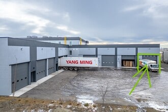 4070 108 Av NE, Calgary, AB à louer Photo intérieure– Image 2 sur 6