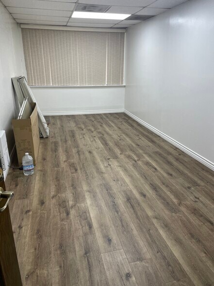 12140 Artesia Blvd, Artesia, CA à louer - Photo de l’immeuble – Image 2 sur 8