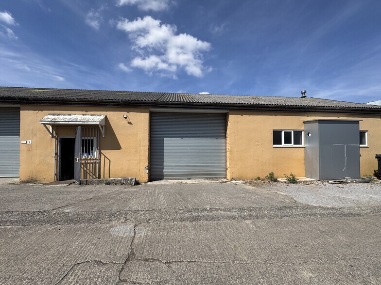 Suprema Ave, Edington à louer - Photo de l’immeuble – Image 2 sur 9