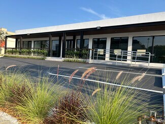 Plus de détails pour 2100 E Commercial Blvd, Fort Lauderdale, FL - Bureau/Local commercial à louer