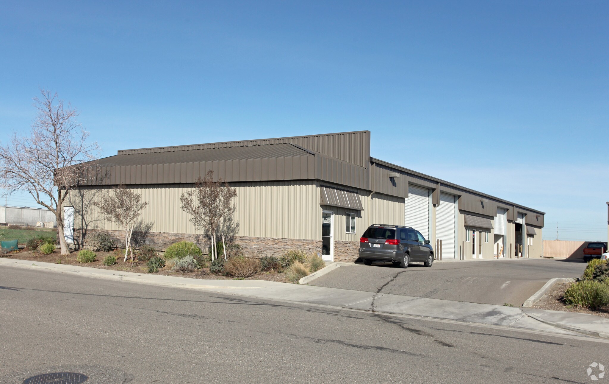 1021 Partee Ln, Ceres, CA à louer Photo de l’immeuble– Image 1 sur 10