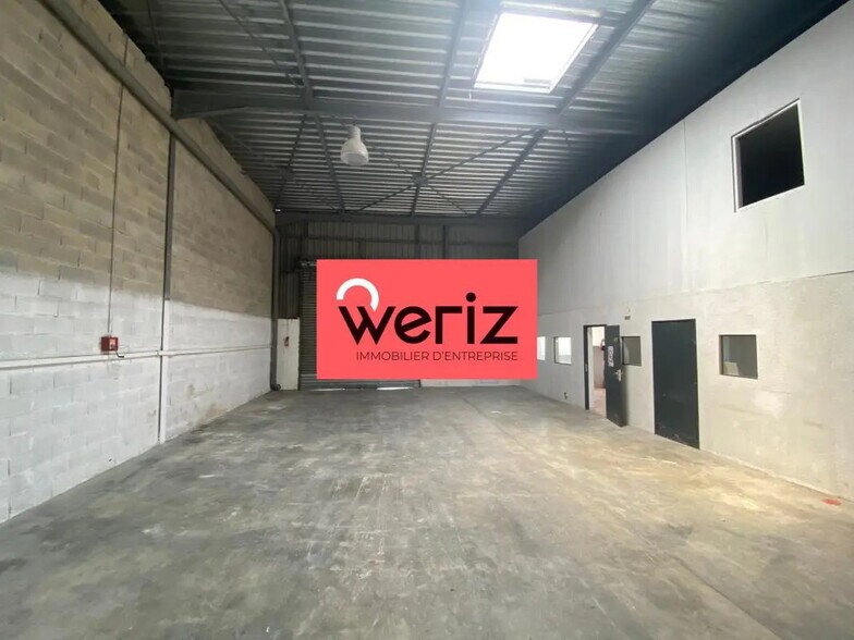 Industriel/Logistique dans Rognac à louer - Photo intérieure – Image 2 sur 10