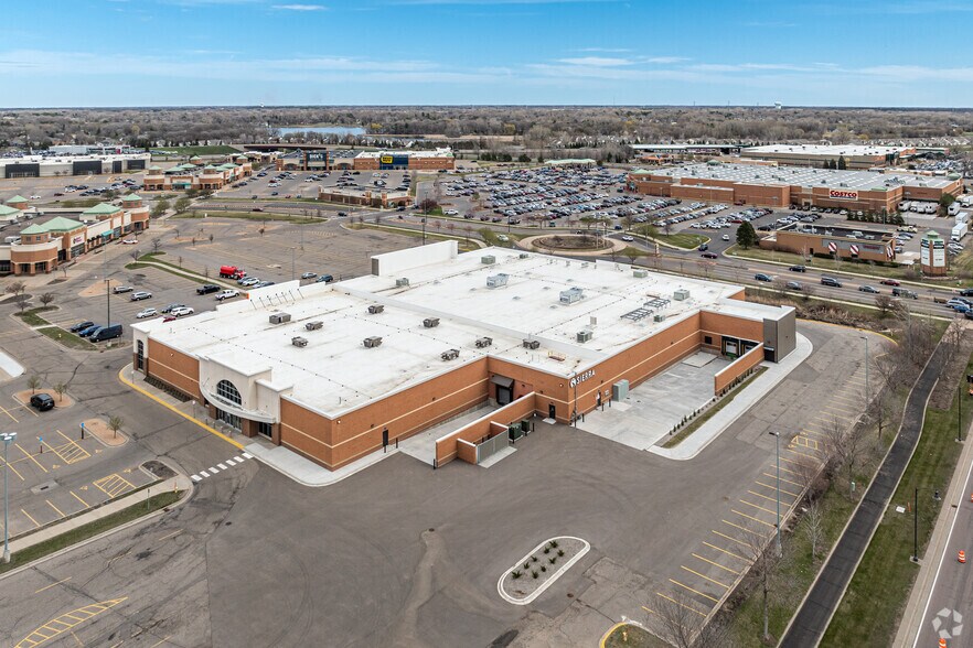12550 Riverdale Blvd NW, Coon Rapids, MN à louer - Aérien – Image 3 sur 9