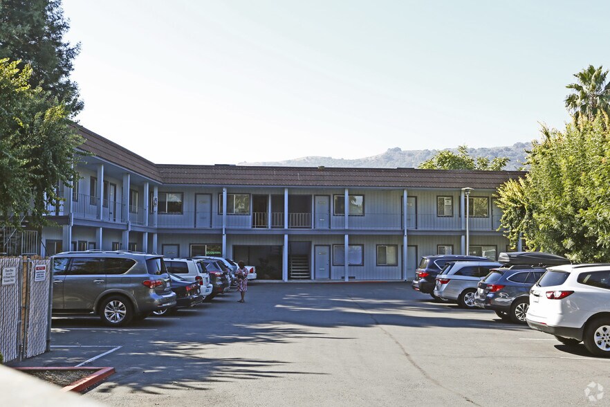 185 Front St, Danville, CA à louer - Photo de l’immeuble – Image 2 sur 6