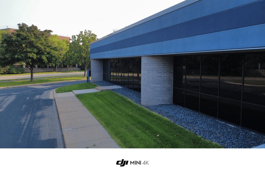 700-865 5th St S, Hopkins, MN à louer - Photo de l’immeuble – Image 3 sur 12