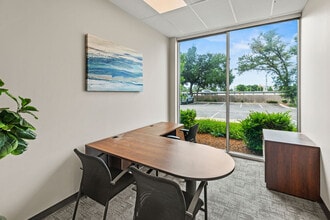 3239 N Loop 1604, San Antonio, TX à louer Photo intérieure– Image 2 sur 4