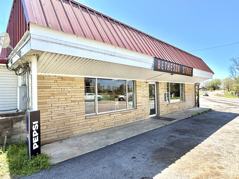 6435 Bethesda Ln, Batesville, AR à vendre - Photo principale – Image 1 sur 28