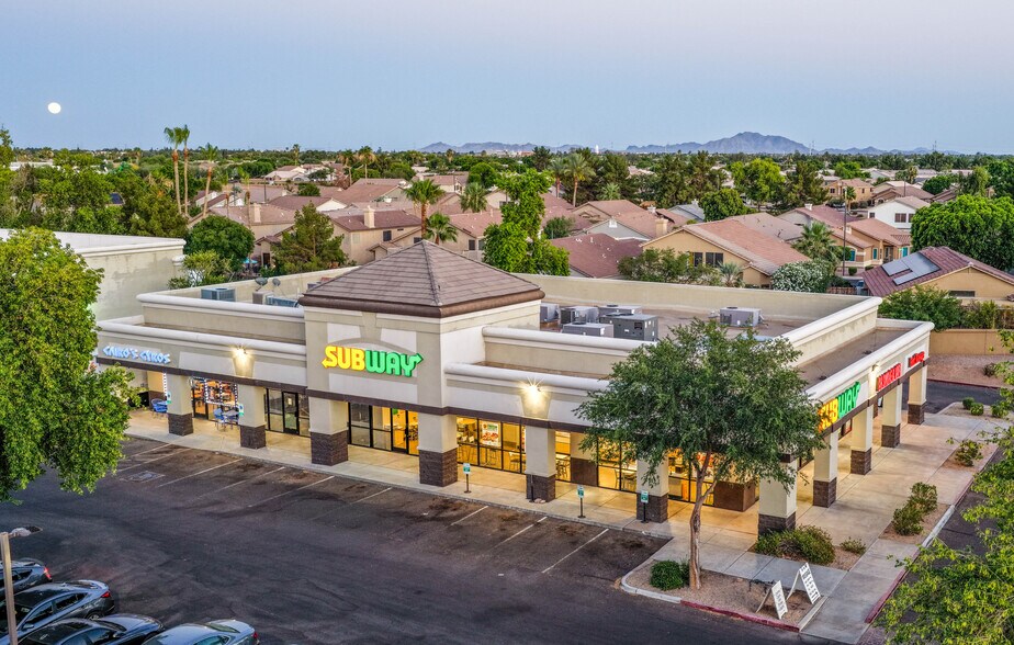 1561 N Cooper Rd, Gilbert, AZ à vendre - Photo de l’immeuble – Image 2 sur 6