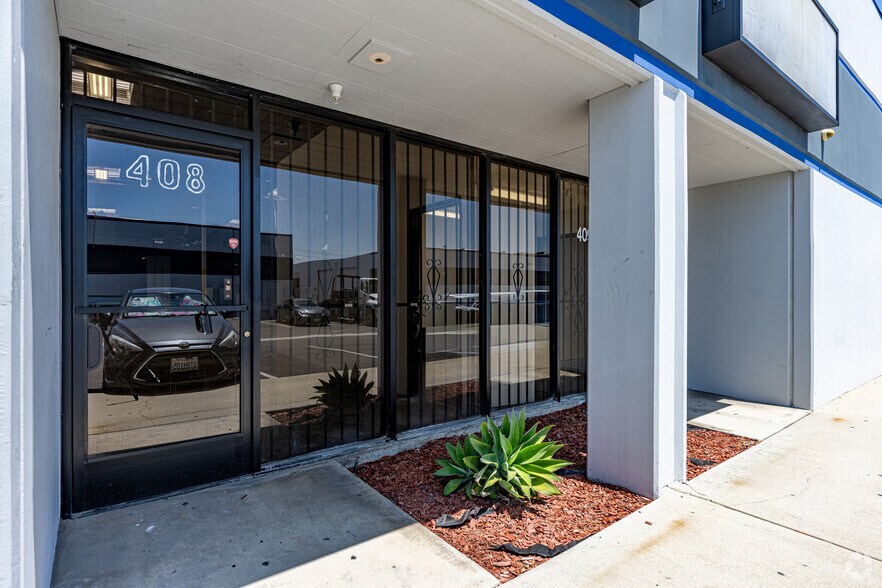 4901 Patata St, Cudahy, CA à louer - Photo de l’immeuble – Image 2 sur 16