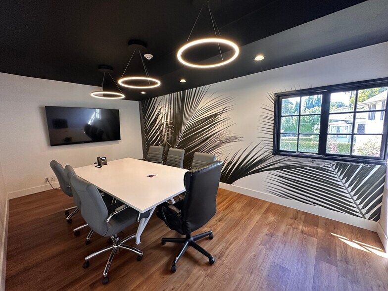 1616 Anacapa St, Santa Barbara, CA à louer - Photo de l’immeuble – Image 2 sur 18