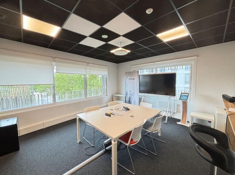 Bureau dans Nantes à louer - Photo de l’immeuble – Image 3 sur 13