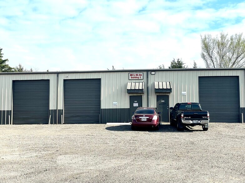 717-735 S 6th Ave, Mansfield, TX à vendre - Photo de l’immeuble – Image 2 sur 4