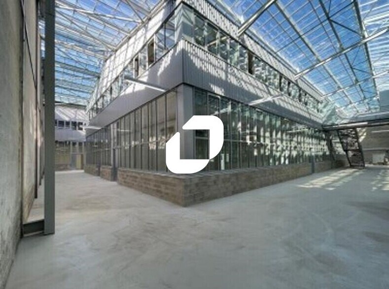 Bureau dans Pantin à louer - Photo de l’immeuble – Image 2 sur 6