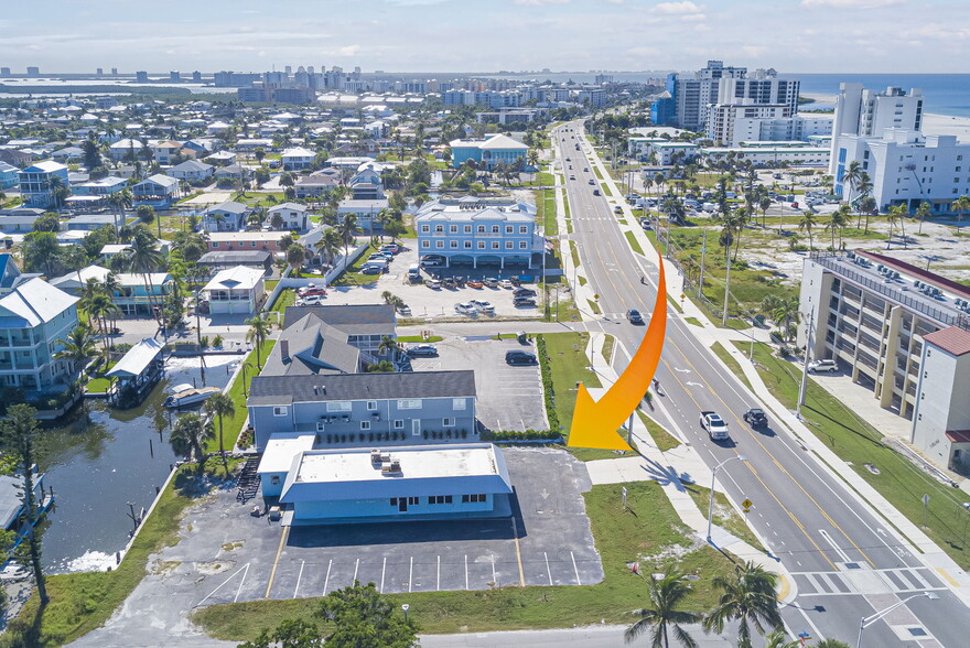 6101 Estero Blvd, Fort Myers, FL à vendre - Photo de l’immeuble – Image 2 sur 51
