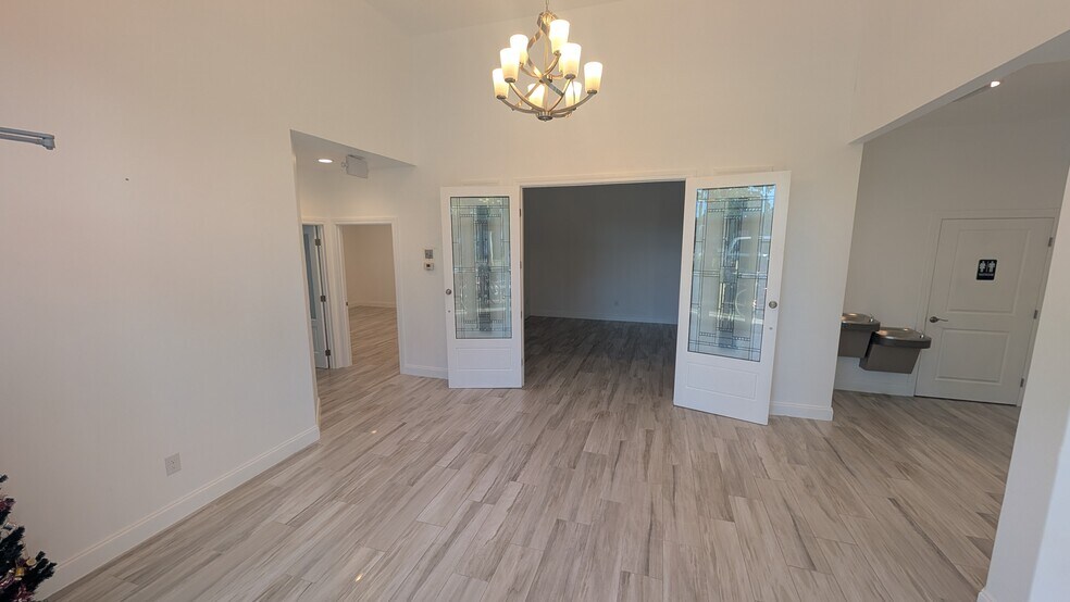 1743 Agora Cir SE, Palm Bay, FL à louer - Hall d’entrée – Image 3 sur 13