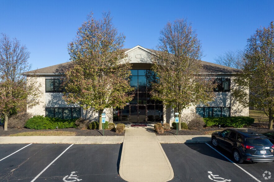 5060 Parkcenter Ave, Dublin, OH à louer - Photo de l’immeuble – Image 1 sur 10