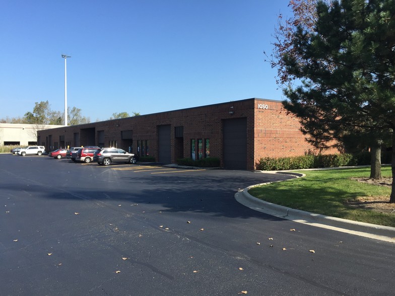 1050 Ensell Rd, Lake Zurich, IL à louer - Photo principale – Image 2 sur 18