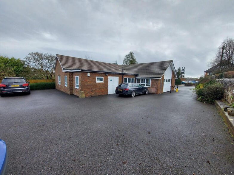 Beacon Rd, Crowborough à vendre - Photo de l’immeuble – Image 2 sur 15