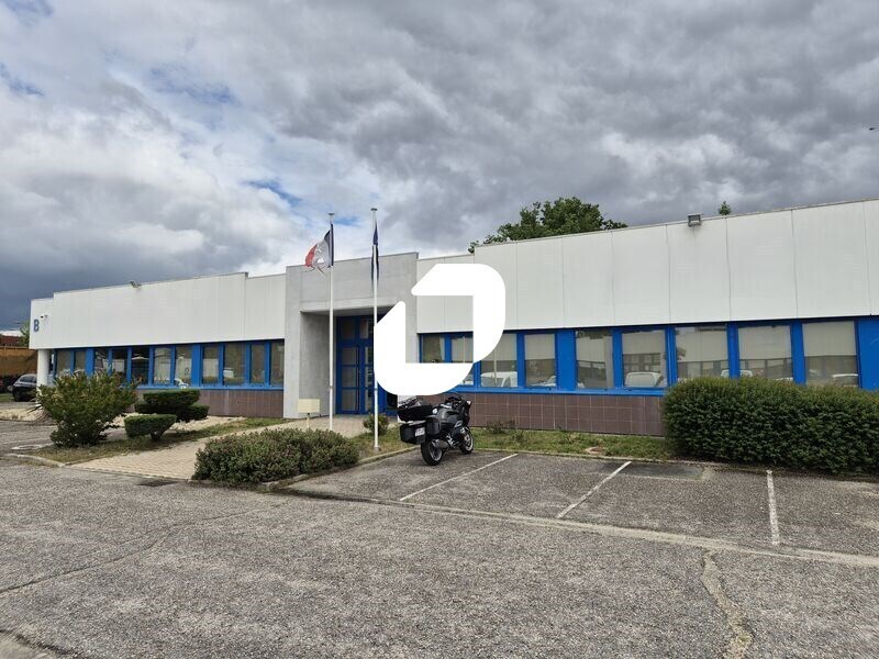 Bureau dans Mérignac à louer Photo de l’immeuble– Image 1 sur 9