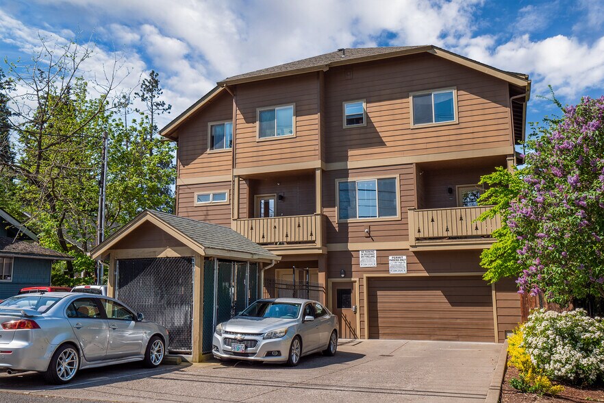 1367 High St, Eugene, OR à vendre - Photo de l’immeuble – Image 2 sur 14