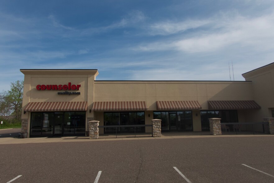 1201 County Road E, Saint Paul, MN à louer - Photo de l’immeuble – Image 3 sur 11