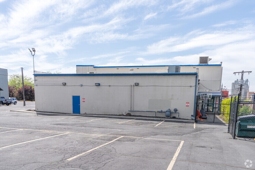 112 E 1st Ave, Spokane, WA à vendre - Photo de l’immeuble – Image 2 sur 4