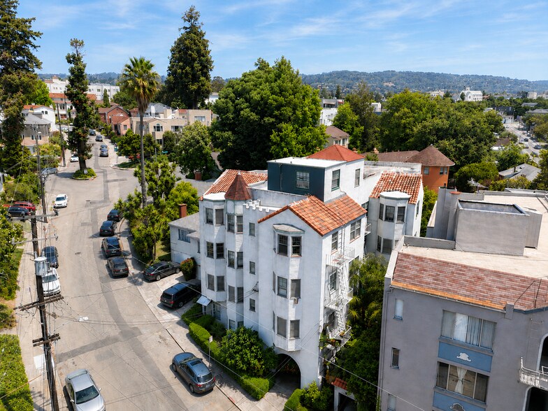 1142 McKinley Ave, Oakland, CA à vendre - Photo de l’immeuble – Image 2 sur 8