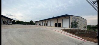 Plus de détails pour 13215 JUDSON RD, San Antonio, TX - Local d'activités à louer